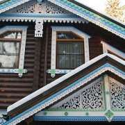 Αντιμετωπίζοντας ένα ξύλινο σπίτι: τι να επιλέξετε