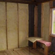 Calentadores para las paredes de una casa de madera: elija, sujete, disfrute