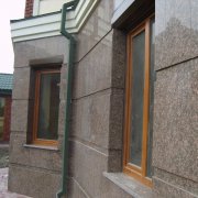 Suočavanje fasada s mramorom - ono što trebate uzeti u obzir