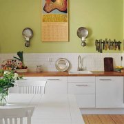 Valg af farve på køkkenets væg og alt deromkring