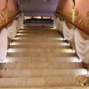Designul pereților scărilor - 3 opțiuni de decor