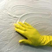 DIY textured plaster for those who are not afraid of dirty work