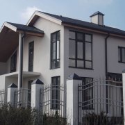 Guix decoratiu de façana: com acabar una casa