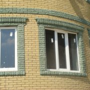 Brick cladding for windows: facade decoration
