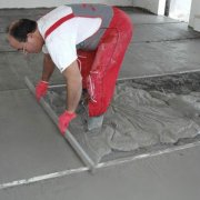 How to fill floor screed on lighthouses