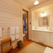 Φινίρισμα του μπάνιου με ξύλο: επιλογή υλικού