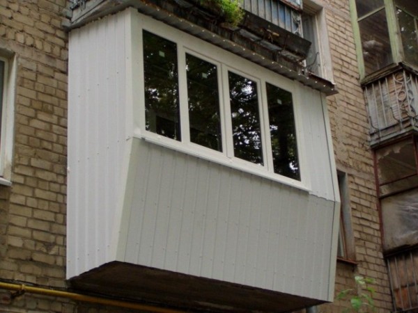 Options pour la finition des fenêtres, des parements de façade