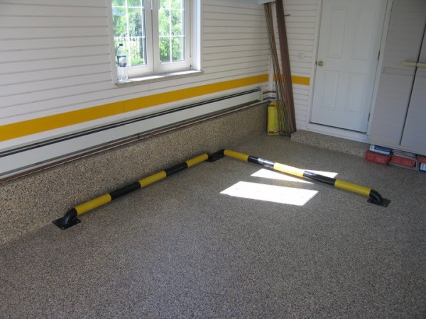 Marmuro drožlių garažo grindys