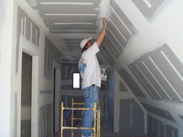 สีโป๊ว drywall ก่อน wallpapering