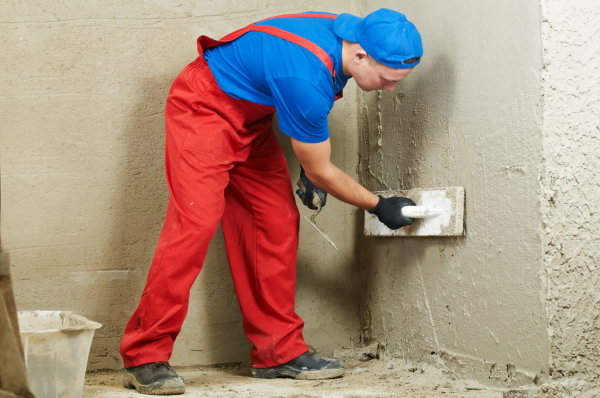 Comment faire du plâtre et du niveau de ciment-sable