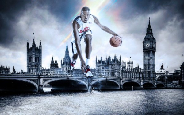 Papiers peints avec l'image d'un célèbre basketteur dans le contexte de Londres en noir et blanc
