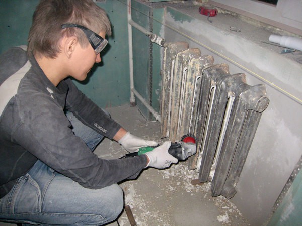 Préparation de radiateurs en fonte