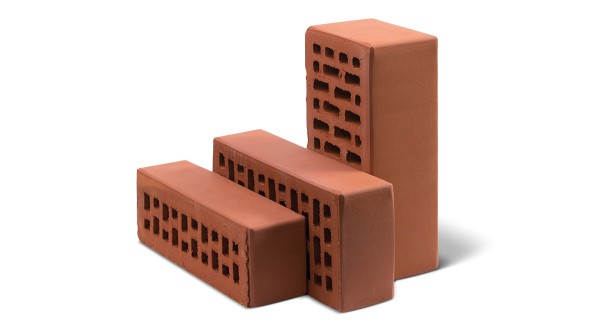 Les briques en céramique ne se distinguent pas des autres types de briques