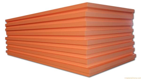 Plaques en mousse de couleur orange caractéristique du matériau