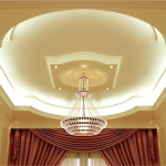 Layered plasterboard ceiling