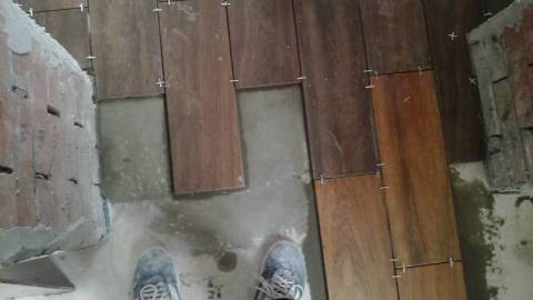 Sienų ir grindų plytelės: išdėstymas