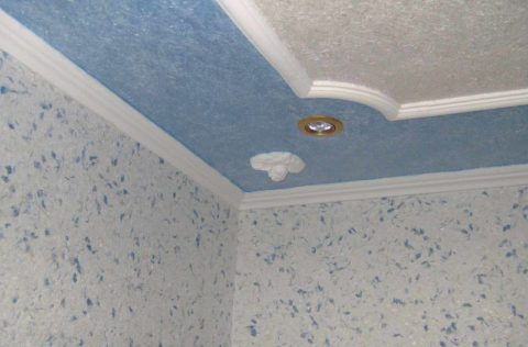 Papel de parede líquido no teto