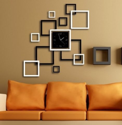 Composició decorativa amb rellotge