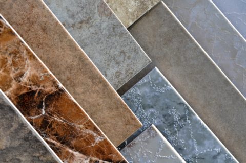 Porcelain tiles for walls and floors: a variety of colors and textures
