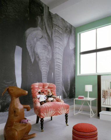 Large images on photowall-paper should be chosen for spacious rooms