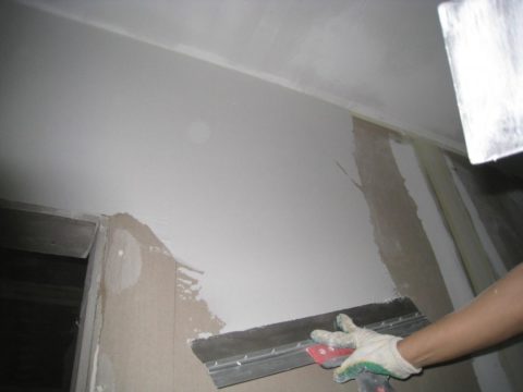 Putty plasterboard surface